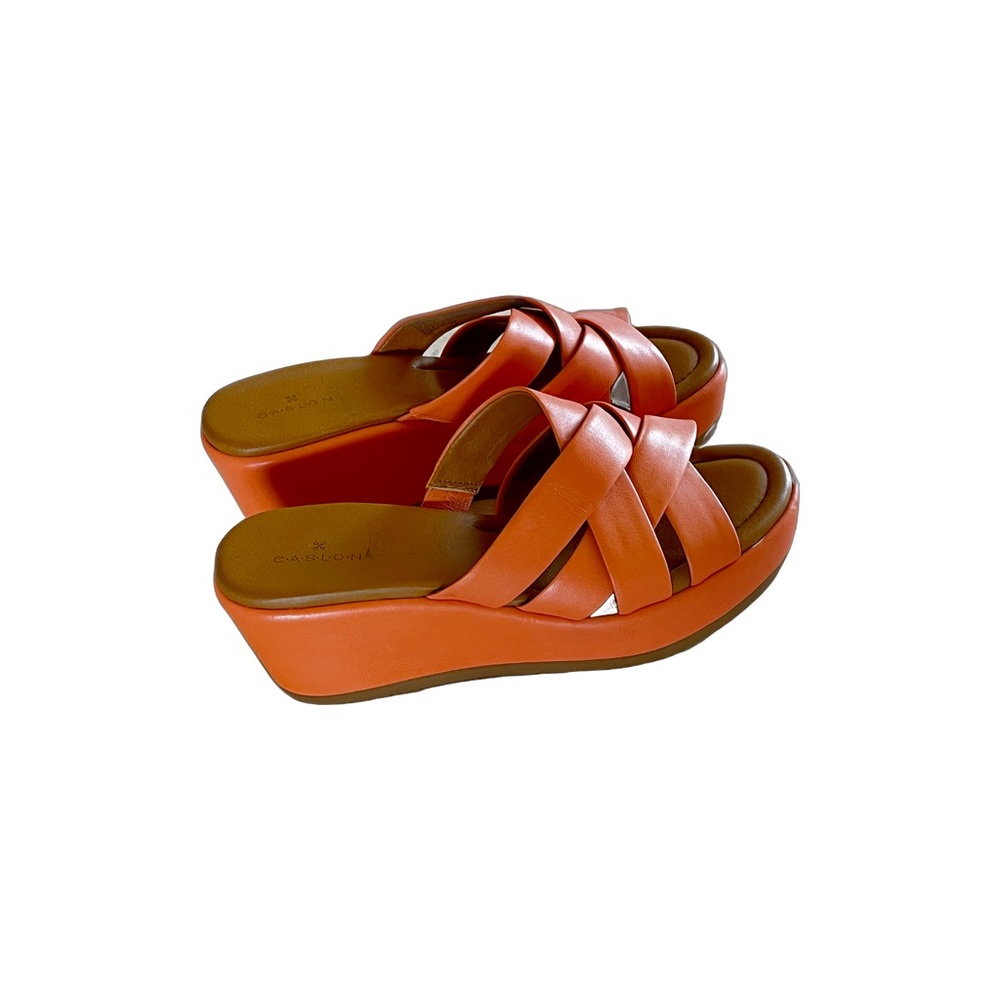 Like brand new Caslon orange sandals!